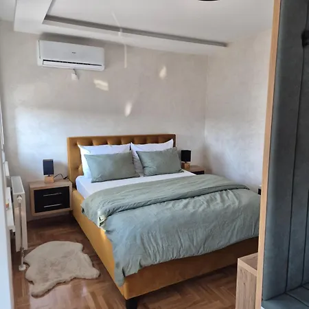 Apartamento Milica Temerin